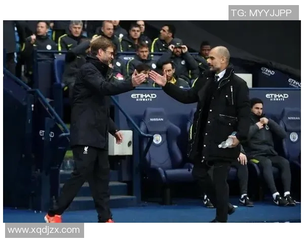 如何与朋友深入探讨足球明星的成就与影响力的对话技巧